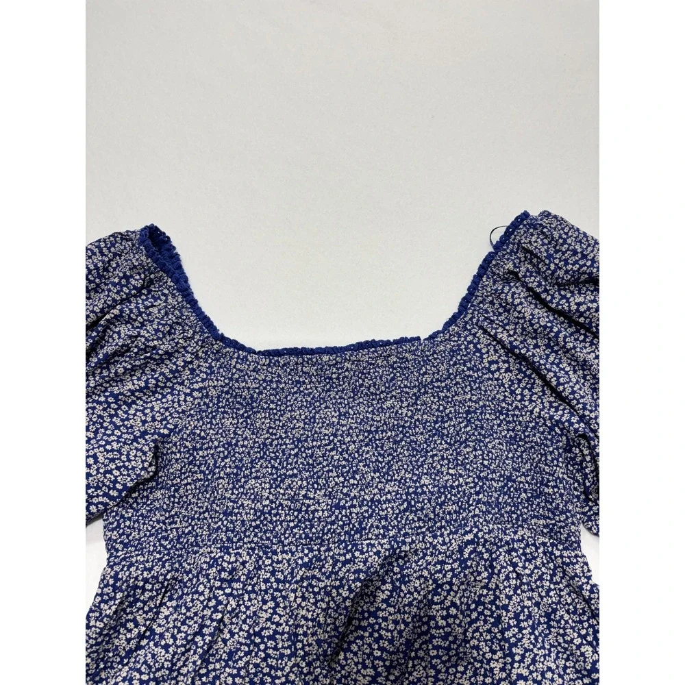 Free People Blouse Womens Large Blue Floral Off Shoulder Smocked Crop Top Boho - Picture 12 of 14